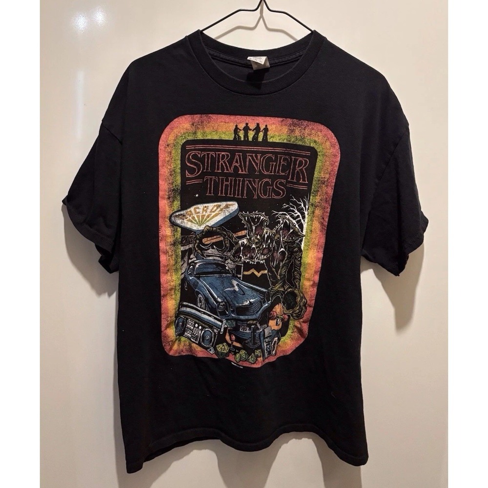 Stranger Things Black‎ T Shirt XL Pit To Pit 22" Length 26"